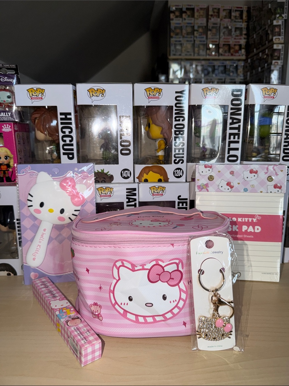 Hello Kitty Bundle of (6)